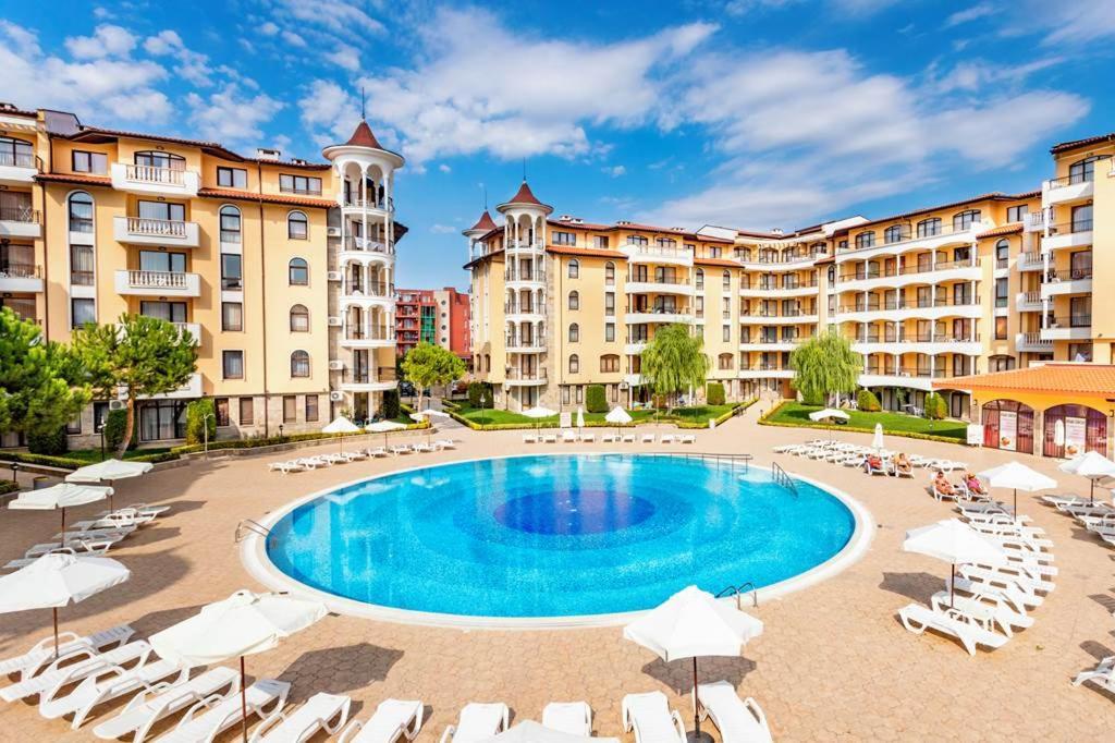 Holiday Apartcomplex Royal Sun サニービーチ エクステリア 写真