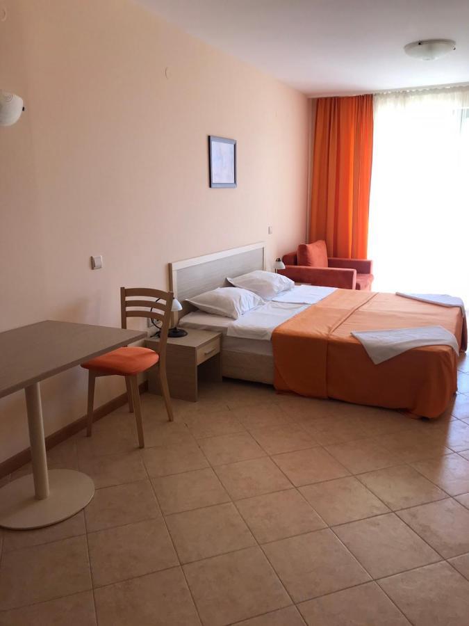Holiday Apartcomplex Royal Sun サニービーチ エクステリア 写真