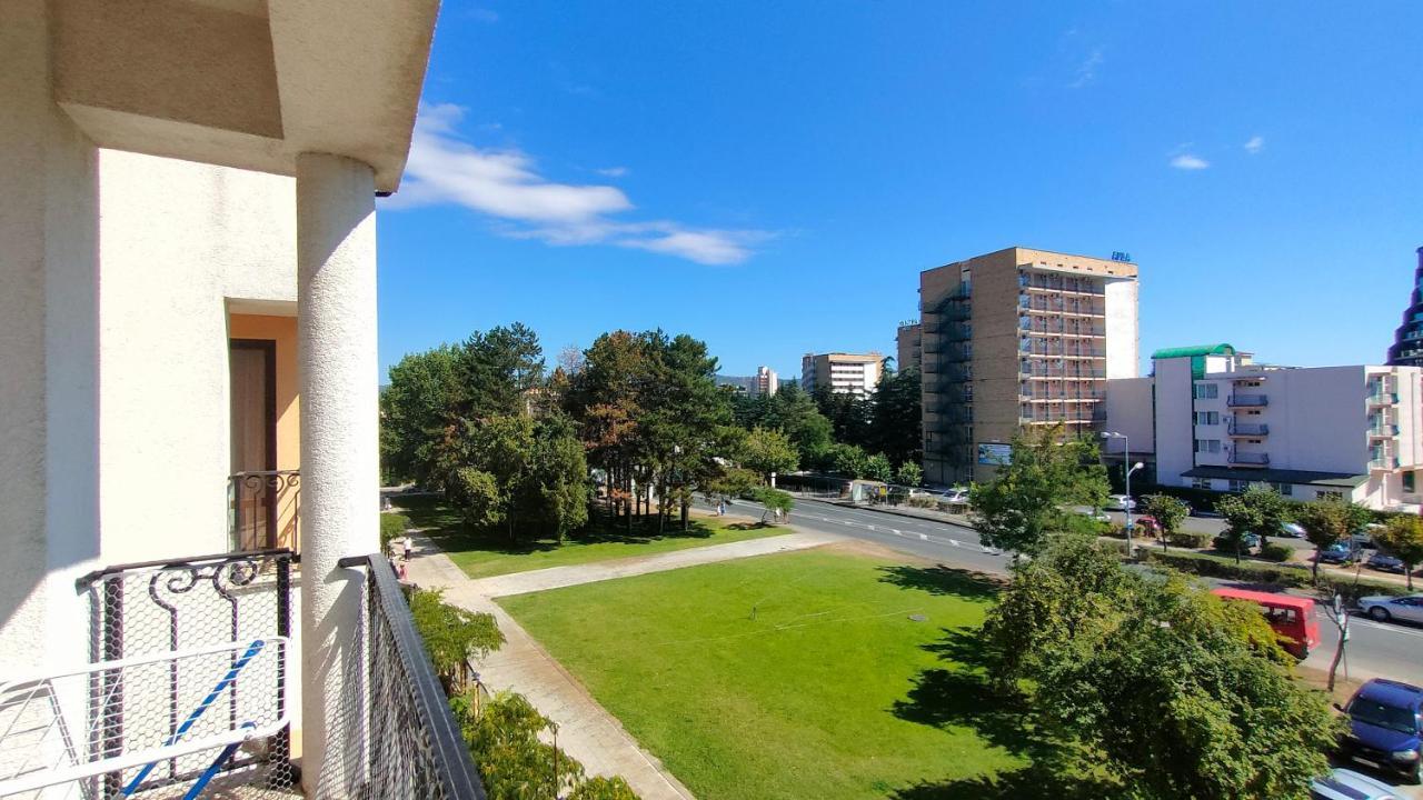 Holiday Apartcomplex Royal Sun サニービーチ エクステリア 写真