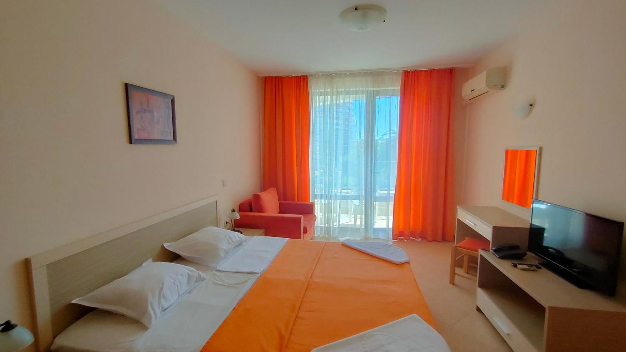 Holiday Apartcomplex Royal Sun サニービーチ エクステリア 写真